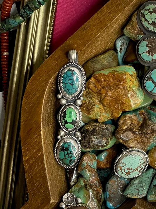 Three stone pendant